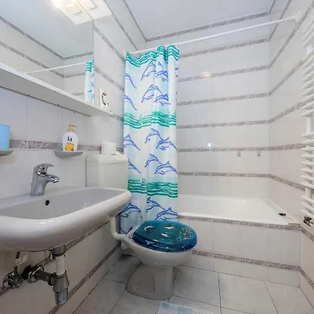 Anica Bed & Breakfast