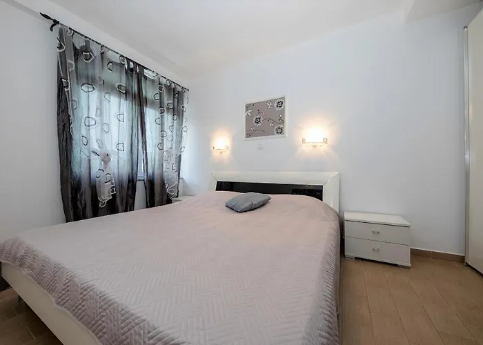 Anica Bed & Breakfast