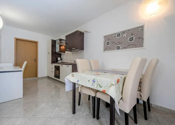 Anica Bed & Breakfast Kampor